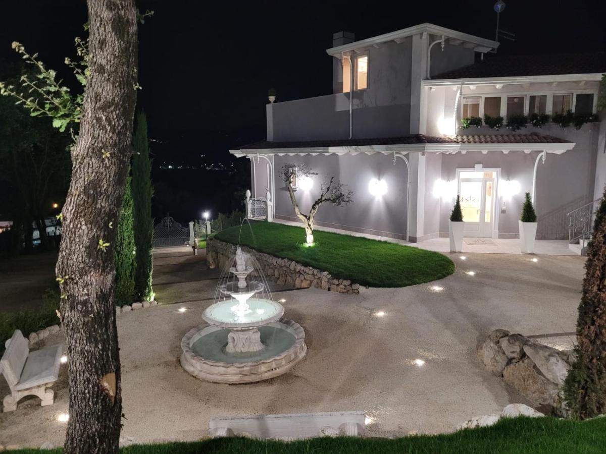 Tenuta Santo Stefano Azienda Agrituristica Santo Stefano del Sole Exterior photo